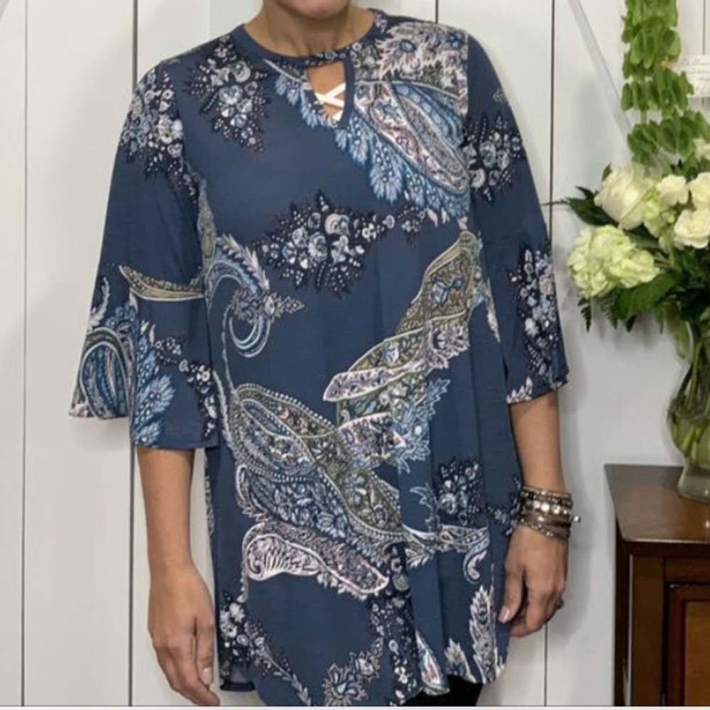 Paisley Keyhole Ruffled Shirt